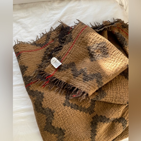 Wilfred Accessories - Aritzia wilfred blanket scarf